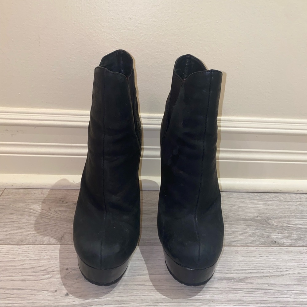 Luxury rebel platform heeled ankle booties
